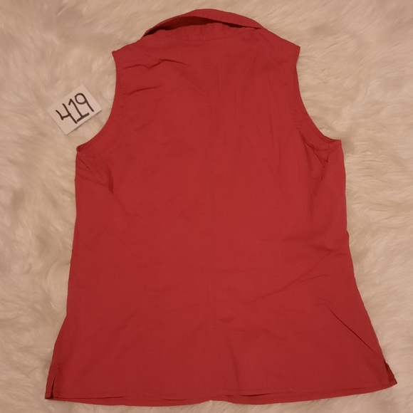 Sleeveless Old Navy Button Up Shirt - Picture 10 of 11